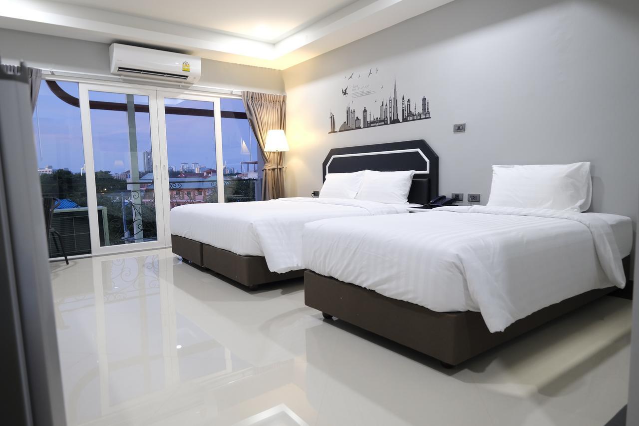 The Tung Hotel Pattaya Buitenkant foto