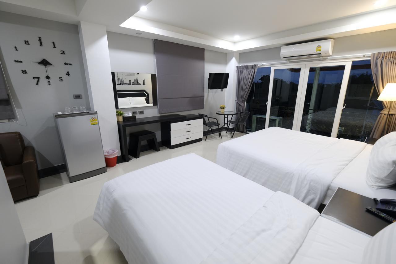 The Tung Hotel Pattaya Buitenkant foto